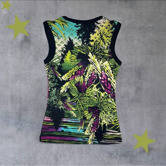 Custo Barcelona/Hayes Graphic Top - Picture 2 of 2